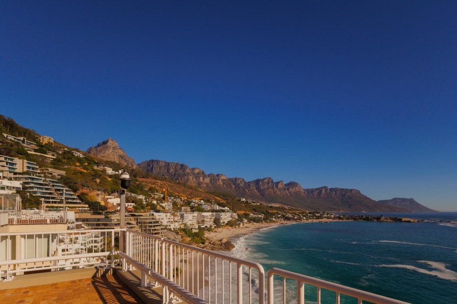 To Let 2 Bedroom Property for Rent in Clifton Western Cape